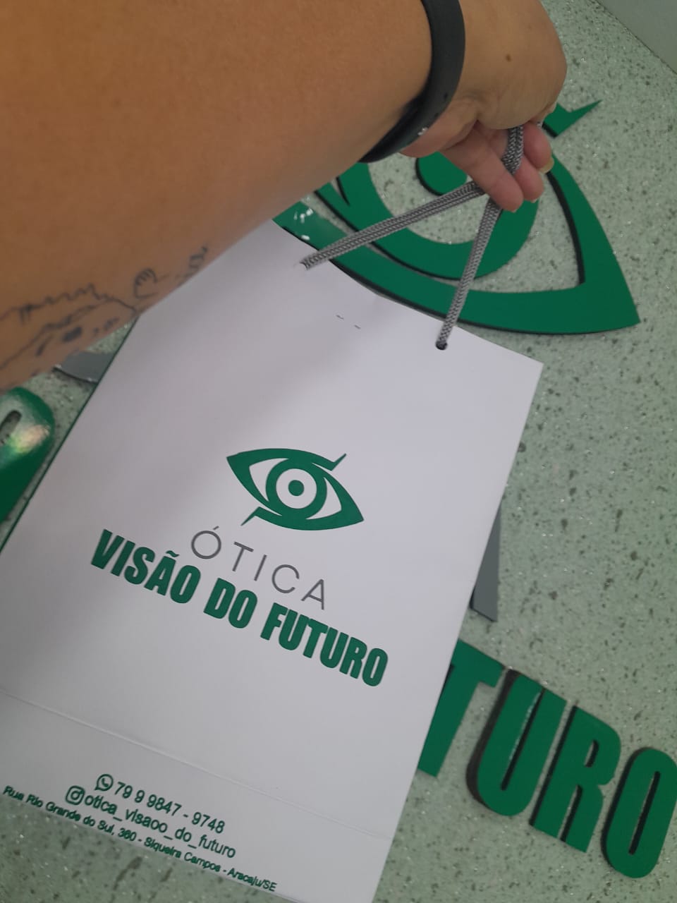 Sacola personalizada da Ótica Visão do Futuro
